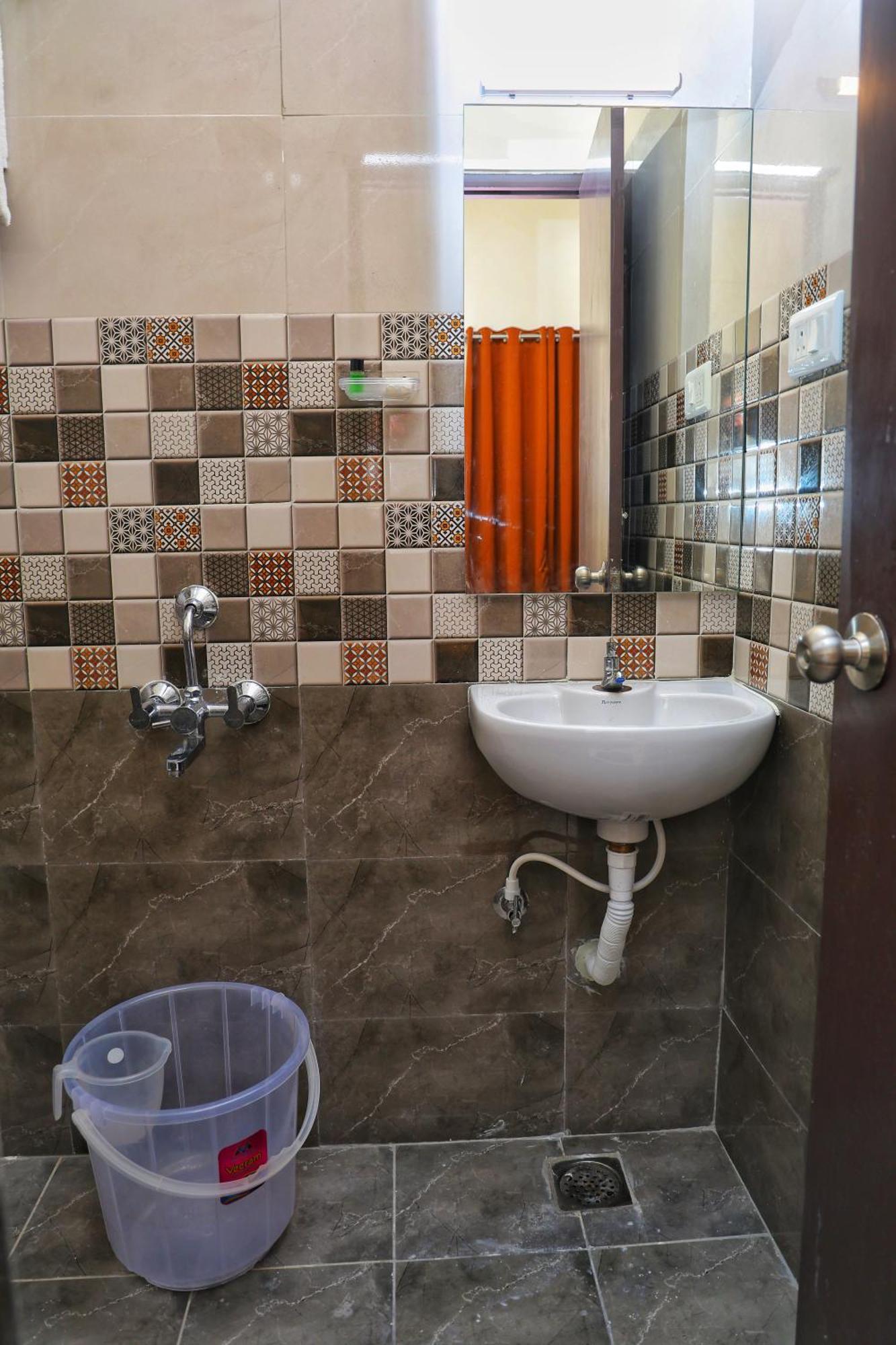 Bed and Breakfast Jn Residency Perungudi Chennai Zewnętrze zdjęcie