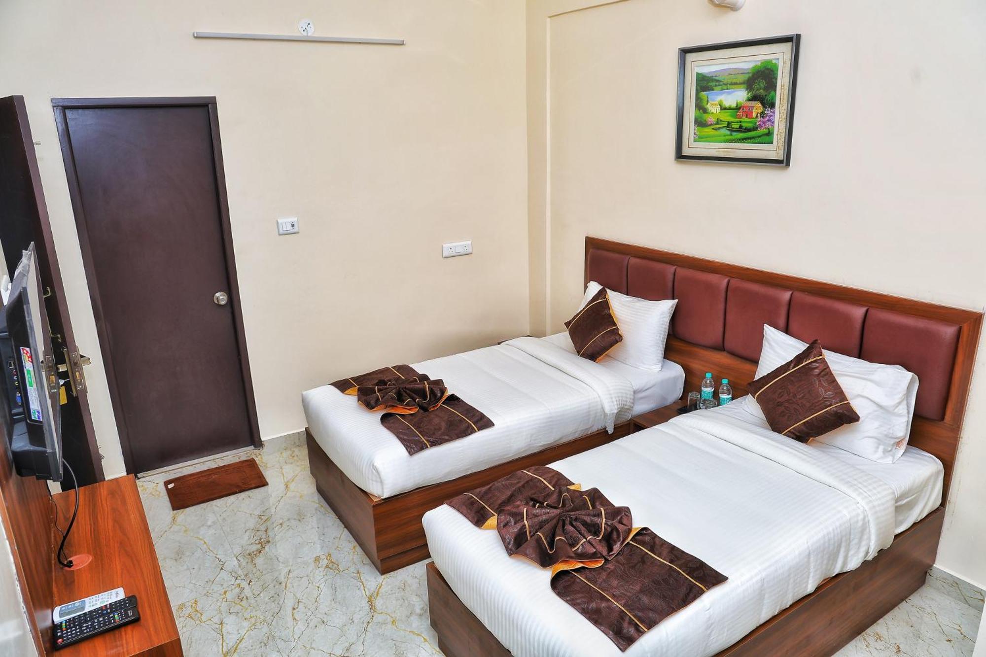 Bed and Breakfast Jn Residency Perungudi Chennai Zewnętrze zdjęcie